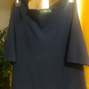 Sweater blouse. Excellent condition. Navy
